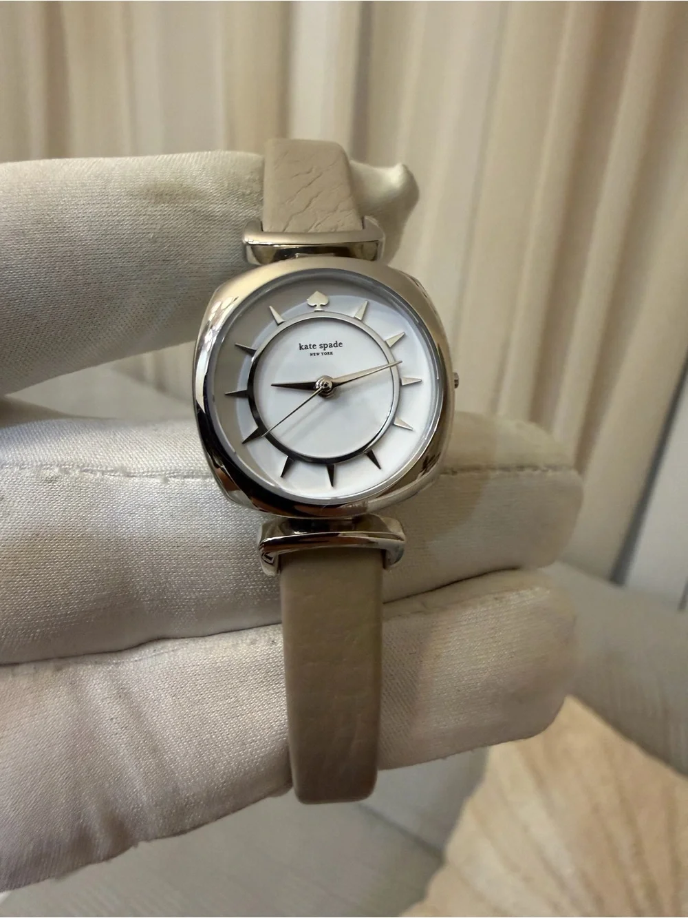 Kate Spade Barrow KSW1321 Silver Tone Women's Watch - For Parts or Repair